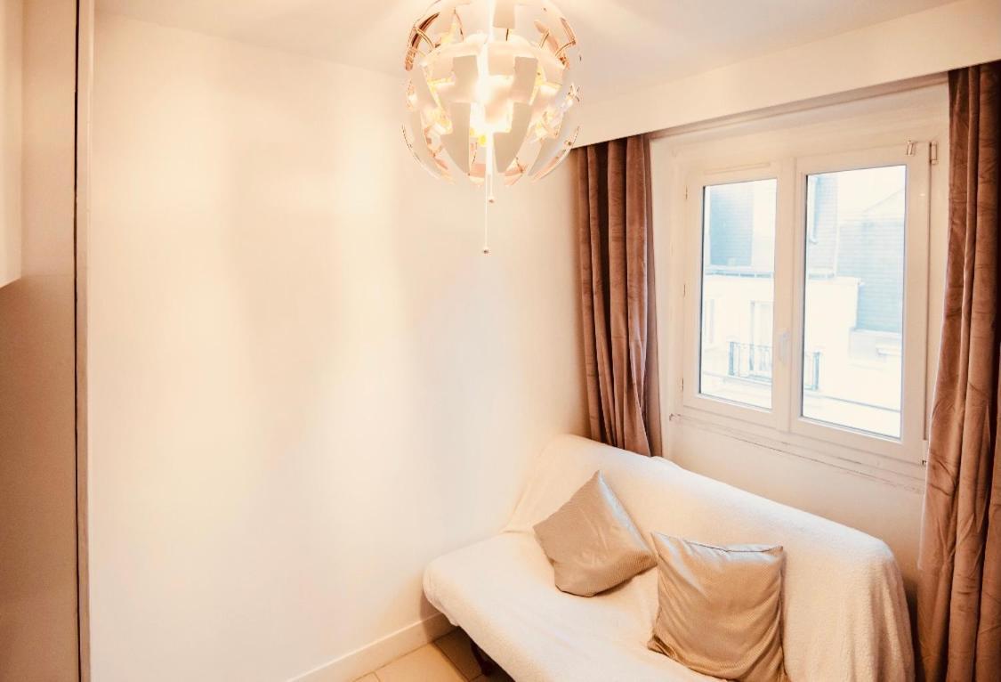 Fully Equipped Studio In The Heart Of Paris - Area Champs Elysees Buitenkant foto